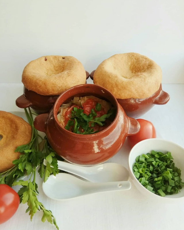 Жаркое из овощей в горшочке